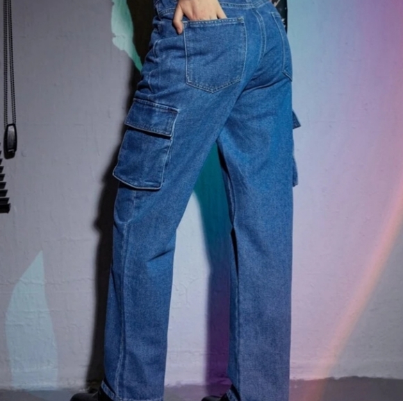 Cargo Jean's - Picture 2 of 3
